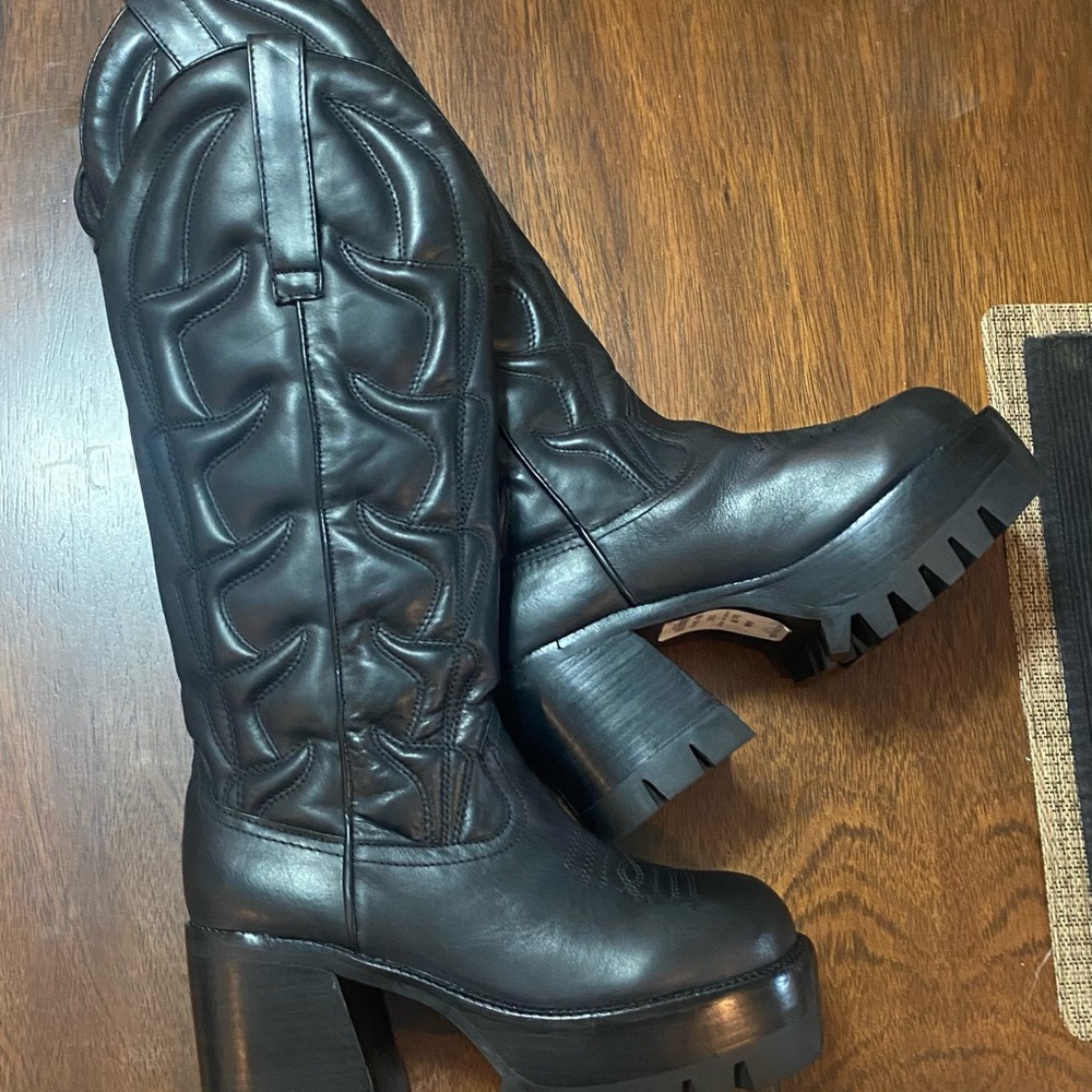 Jeffrey campbell new boots 👢